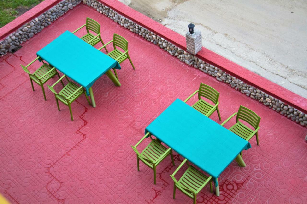 Hotel Vyas Vatika Manāli Zewnętrze zdjęcie